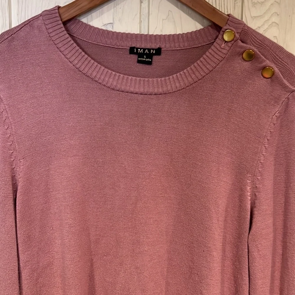 IMAN long Sleeve  Mauve Sweater Buttons on one shoulder Size Small